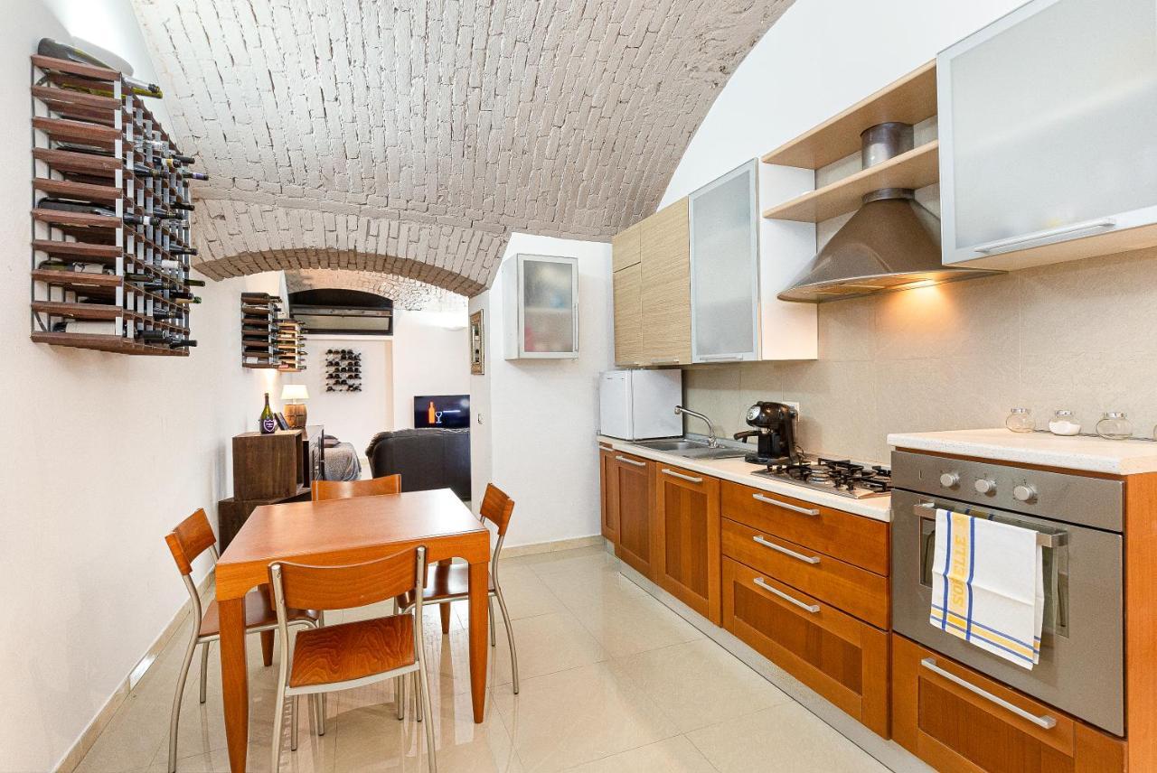 La Cantinetta Di Milano - The Wine Cave In Milan, Huge 110Sqm Apartment Next To Central Station Bagian luar foto