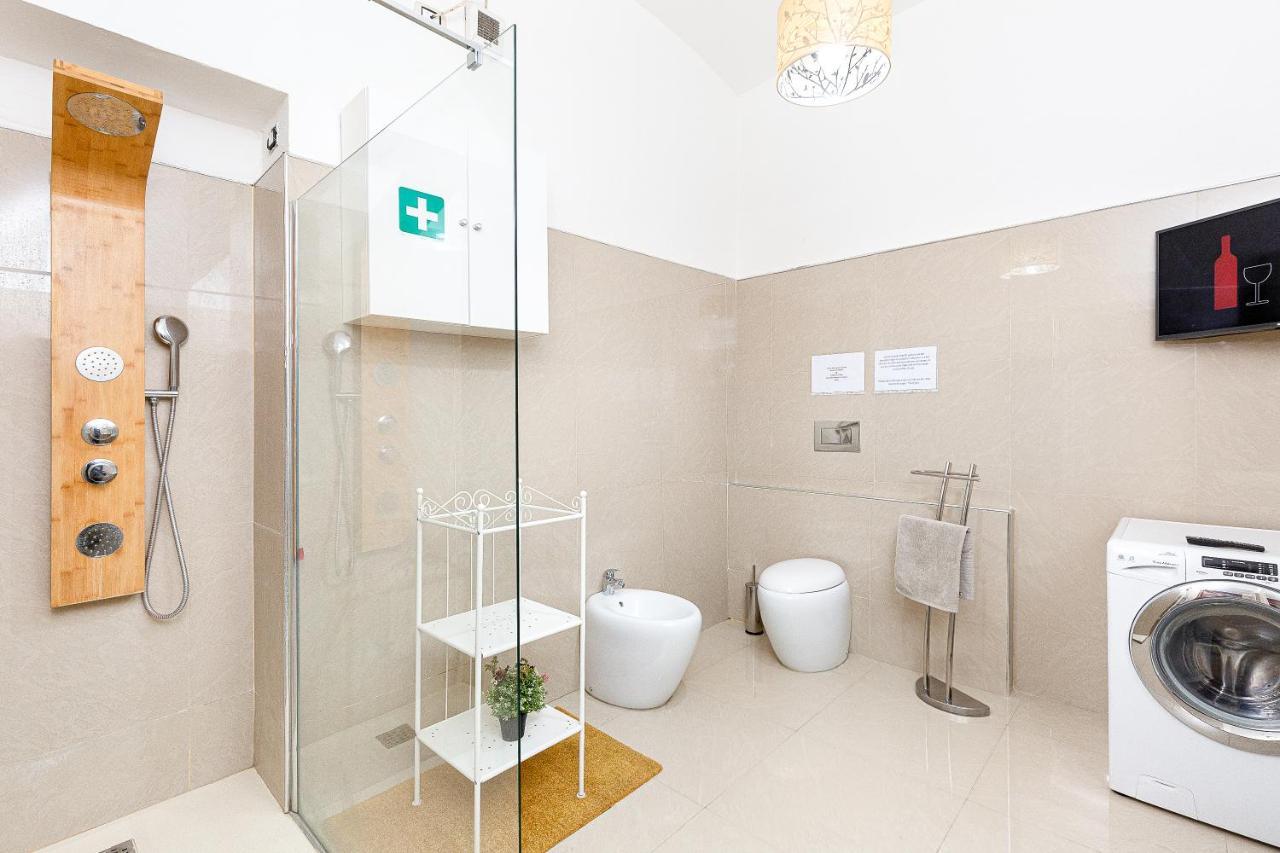 La Cantinetta Di Milano - The Wine Cave In Milan, Huge 110Sqm Apartment Next To Central Station Bagian luar foto