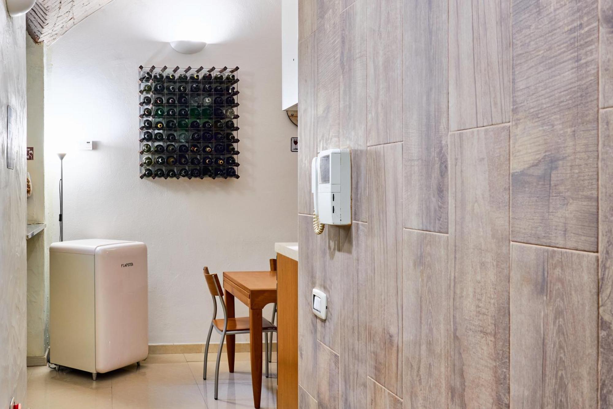 La Cantinetta Di Milano - The Wine Cave In Milan, Huge 110Sqm Apartment Next To Central Station Bagian luar foto