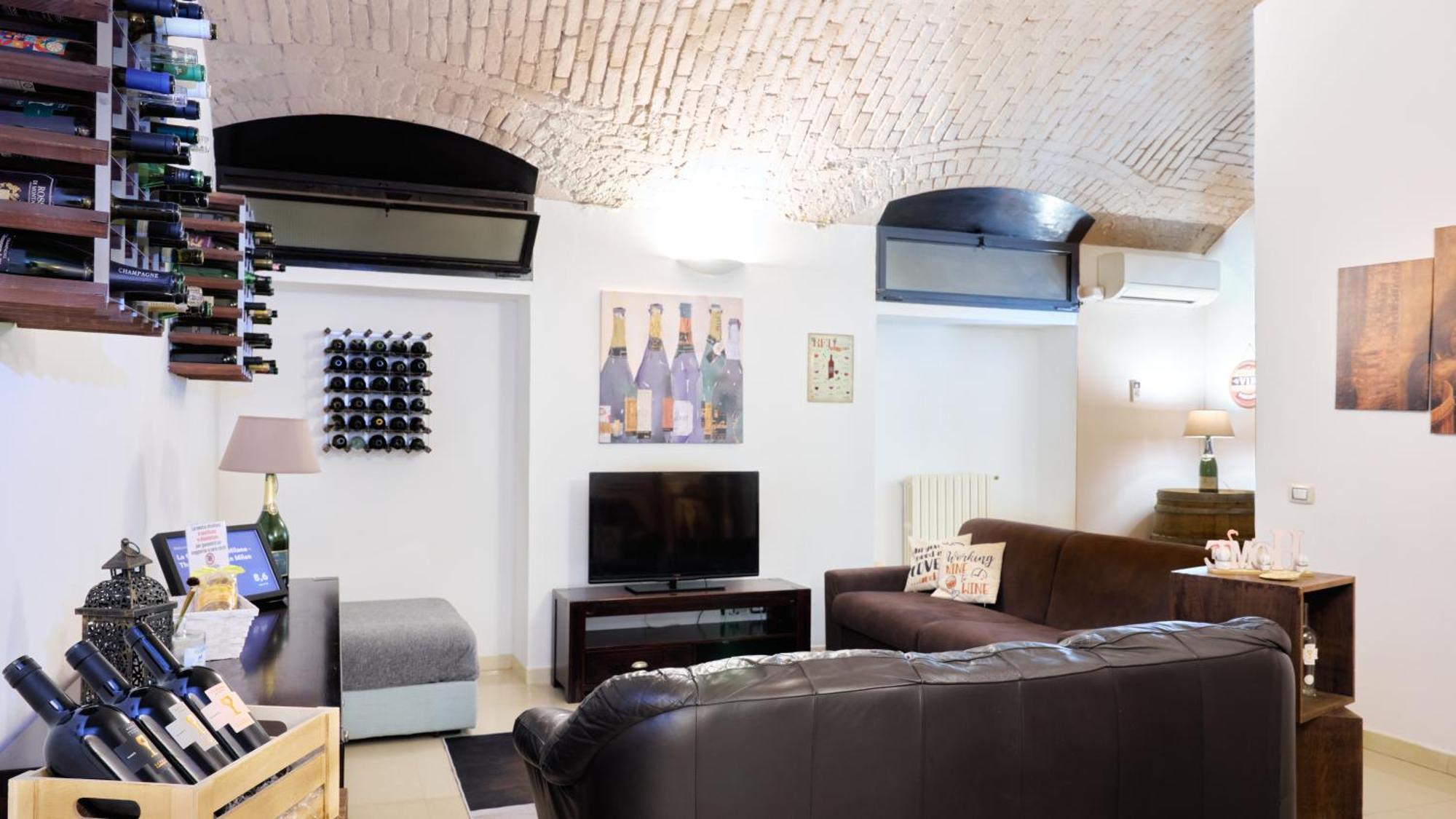 La Cantinetta Di Milano - The Wine Cave In Milan, Huge 110Sqm Apartment Next To Central Station Bagian luar foto