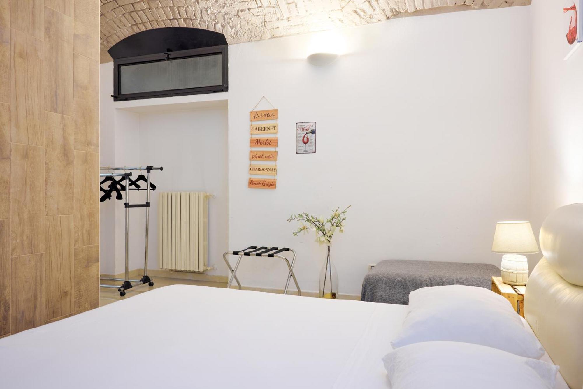 La Cantinetta Di Milano - The Wine Cave In Milan, Huge 110Sqm Apartment Next To Central Station Bagian luar foto